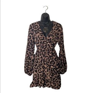 NWOT Animal print party cocktail ltweight wrap front long sleeve Dress size M/6